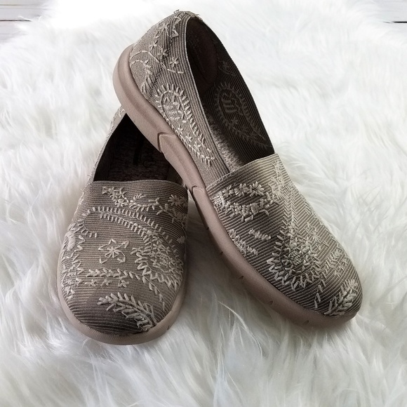 BareTraps Shoes - BARETRAPS Kessie Slip on Memory Foam Shoes